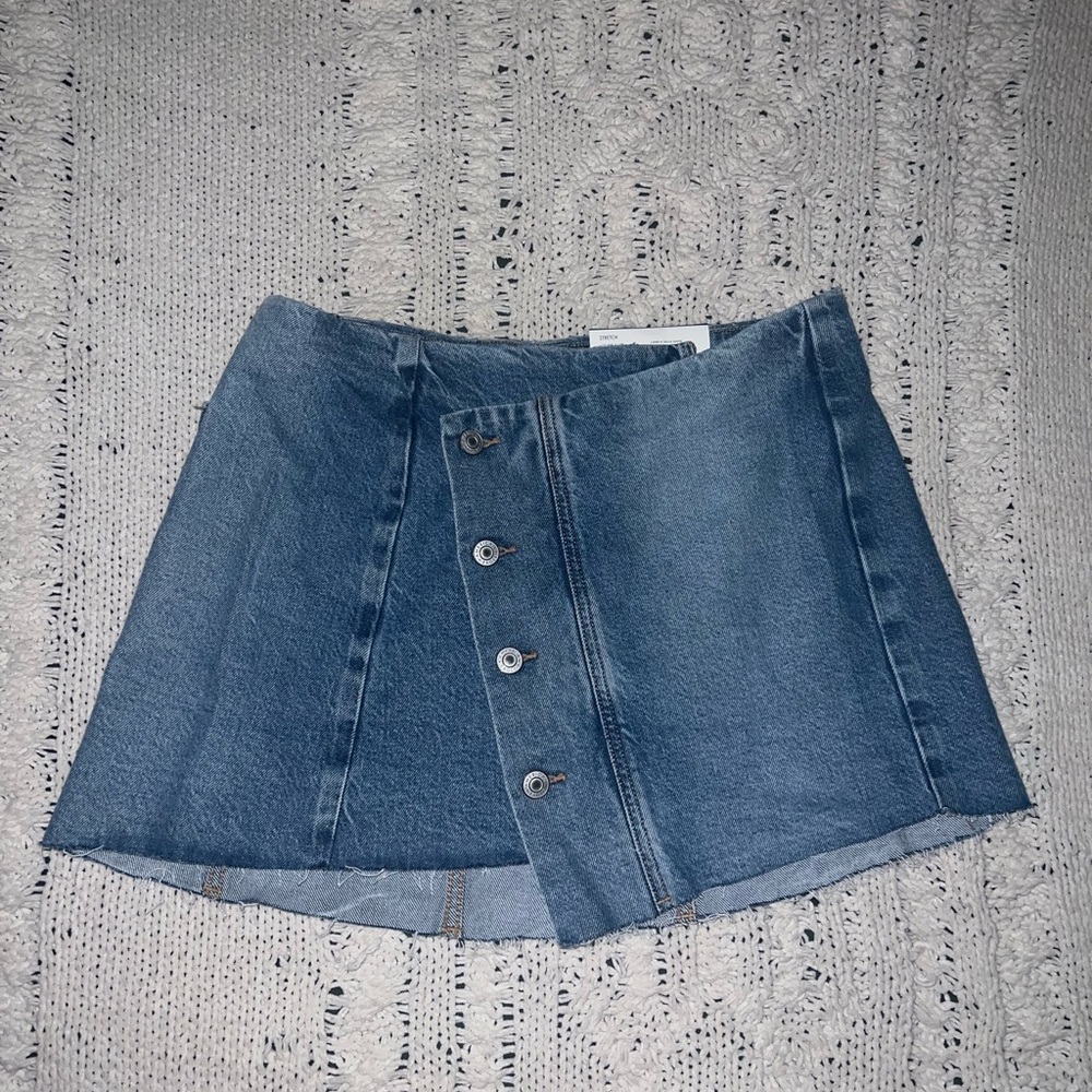 American Eagle Low-Rise A-Line Denim Mini Skirt | Size 4 (27W) | NWT